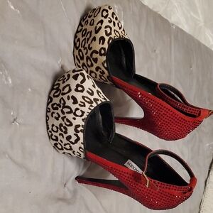 Steve Madden Red and Brown Heels with Stiletto Design
